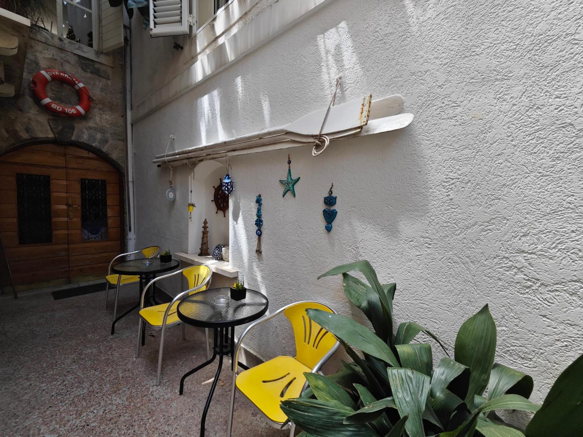 Beatrix Suites Budva Exterior foto