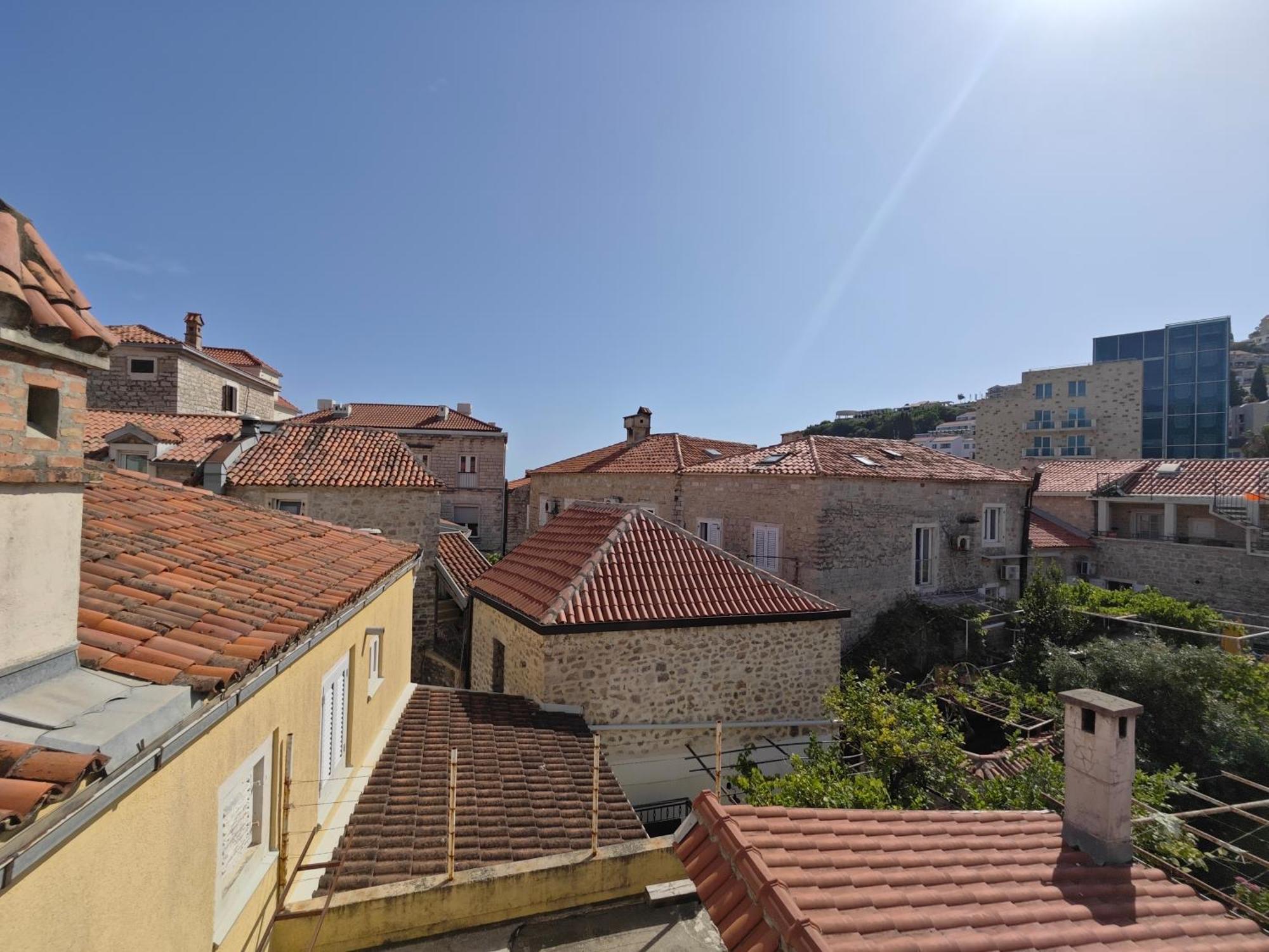 Beatrix Suites Budva Exterior foto