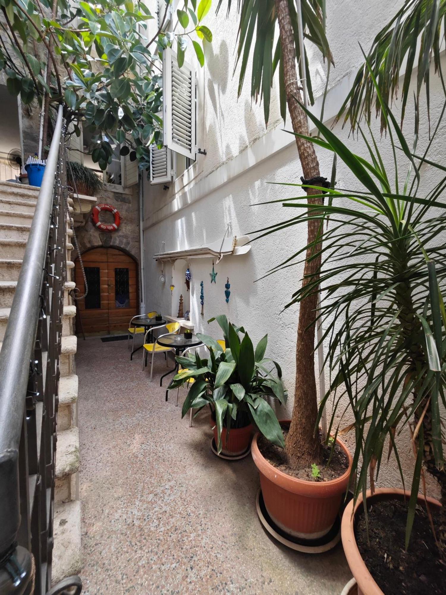 Beatrix Suites Budva Exterior foto