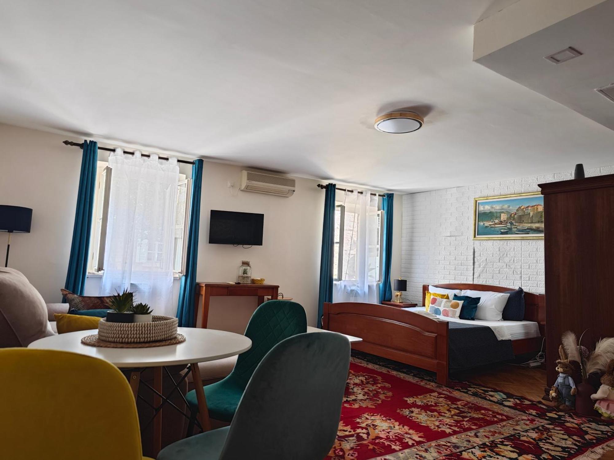 Beatrix Suites Budva Exterior foto