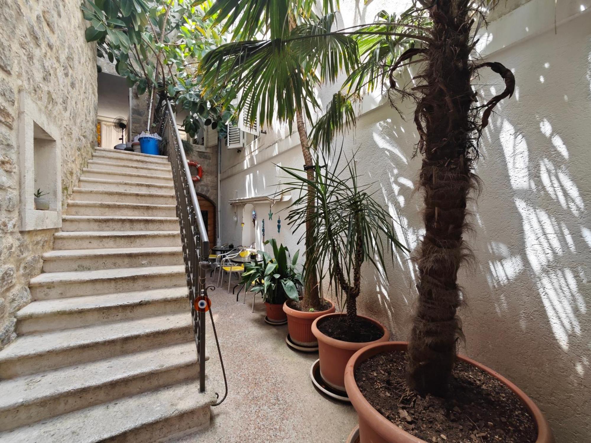 Beatrix Suites Budva Exterior foto